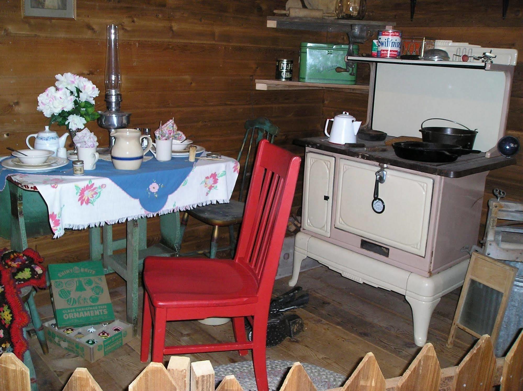 Miller Tree Inn Forks Εξωτερικό φωτογραφία